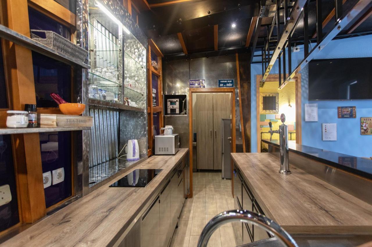 Stay In Pub Kamera Klub Apatment-City Center Ljubljana Eksteriør bilde