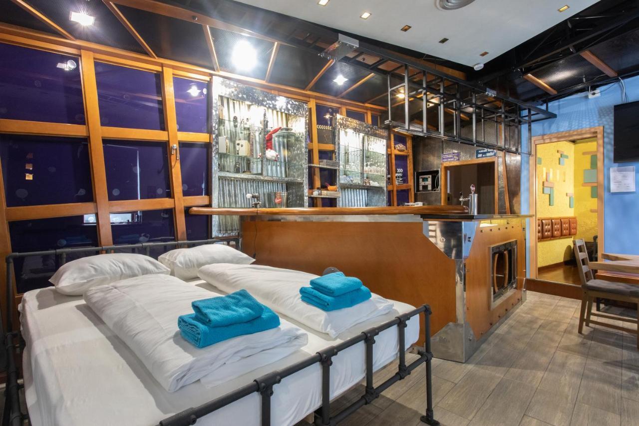 Stay In Pub Kamera Klub Apatment-City Center Ljubljana Eksteriør bilde
