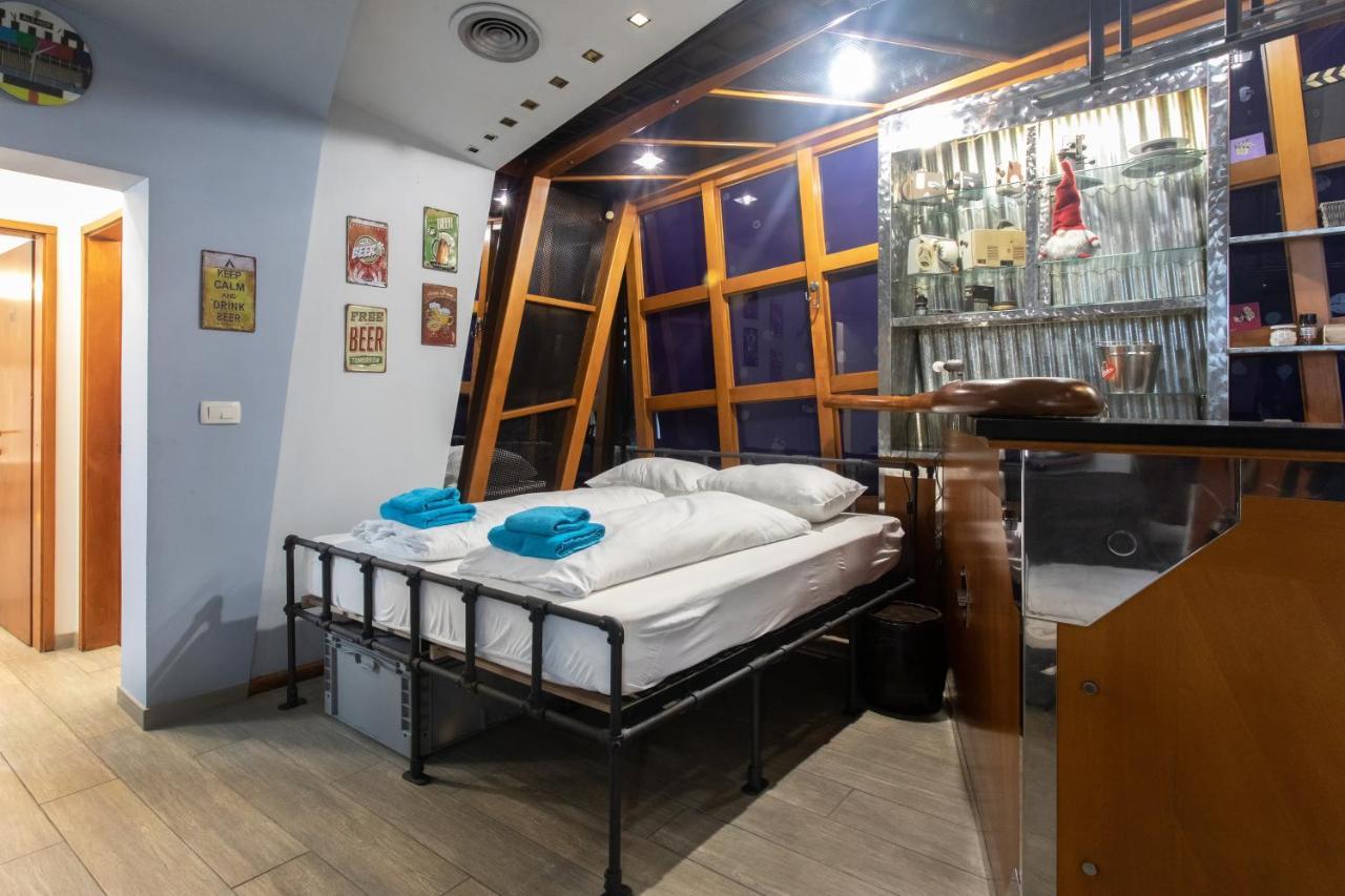 Stay In Pub Kamera Klub Apatment-City Center Ljubljana Eksteriør bilde