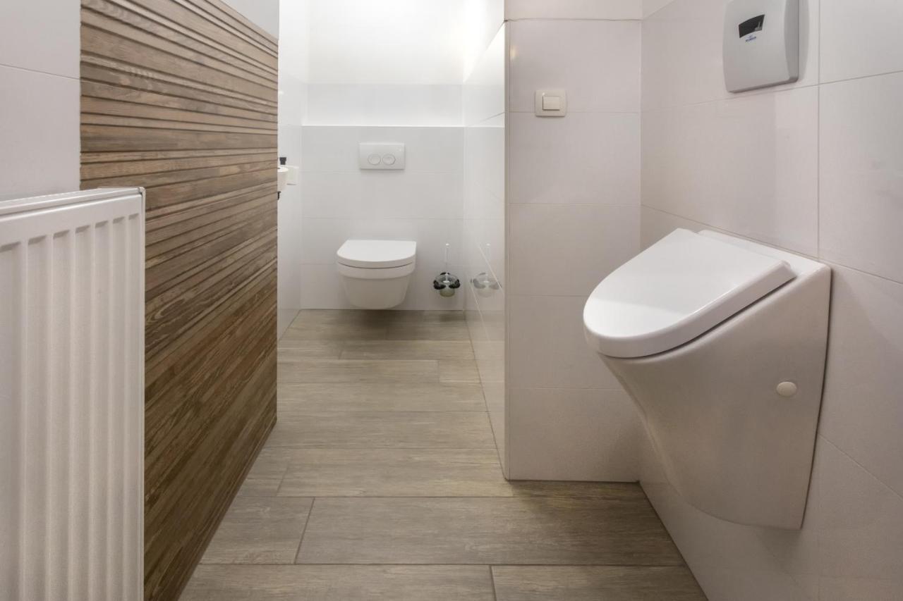 Stay In Pub Kamera Klub Apatment-City Center Ljubljana Eksteriør bilde