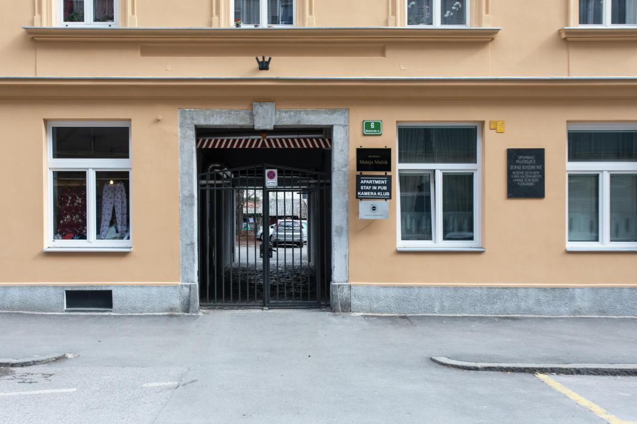 Stay In Pub Kamera Klub Apatment-City Center Ljubljana Eksteriør bilde